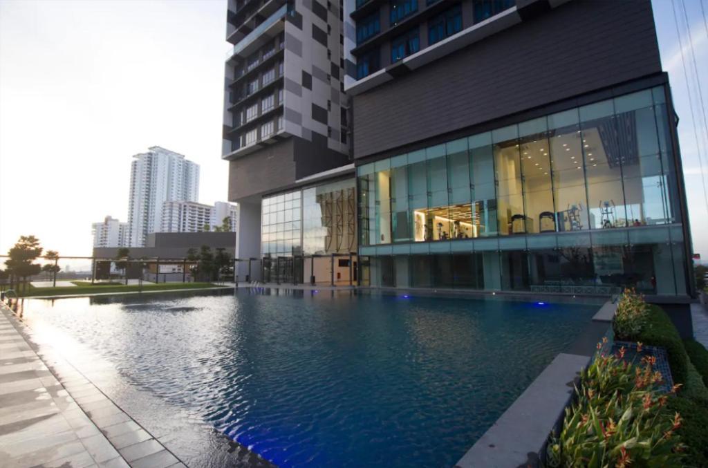 2 Bedroom @setia Sky 88 Apartemen