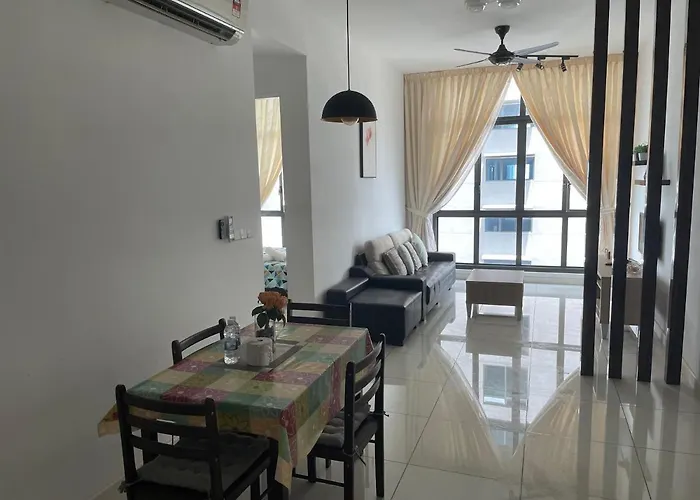 2 Bedroom Apartment @Setia Sky 88