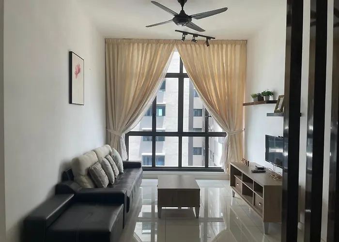 2 Bedroom Apartment @Setia Sky 88