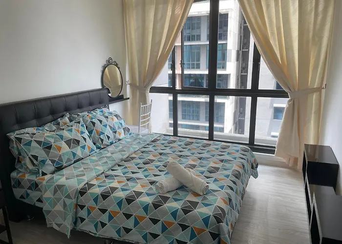 2 Bedroom Apartment @Setia Sky 88